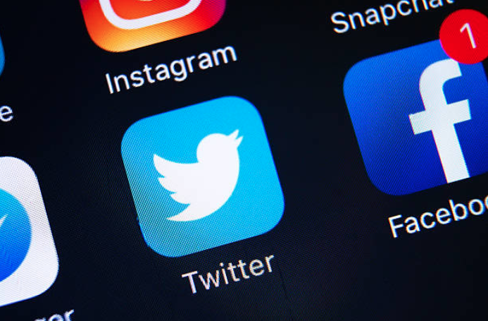 DemoJv's tweet photo. Need to learn how to tweet effectively? Here’s a beginner’s guide to Twitter marketing; https://t.co/BdNRsb7BFf #twittermarketing #socialmediamarketing https://t.co/zOf9lZd9M8