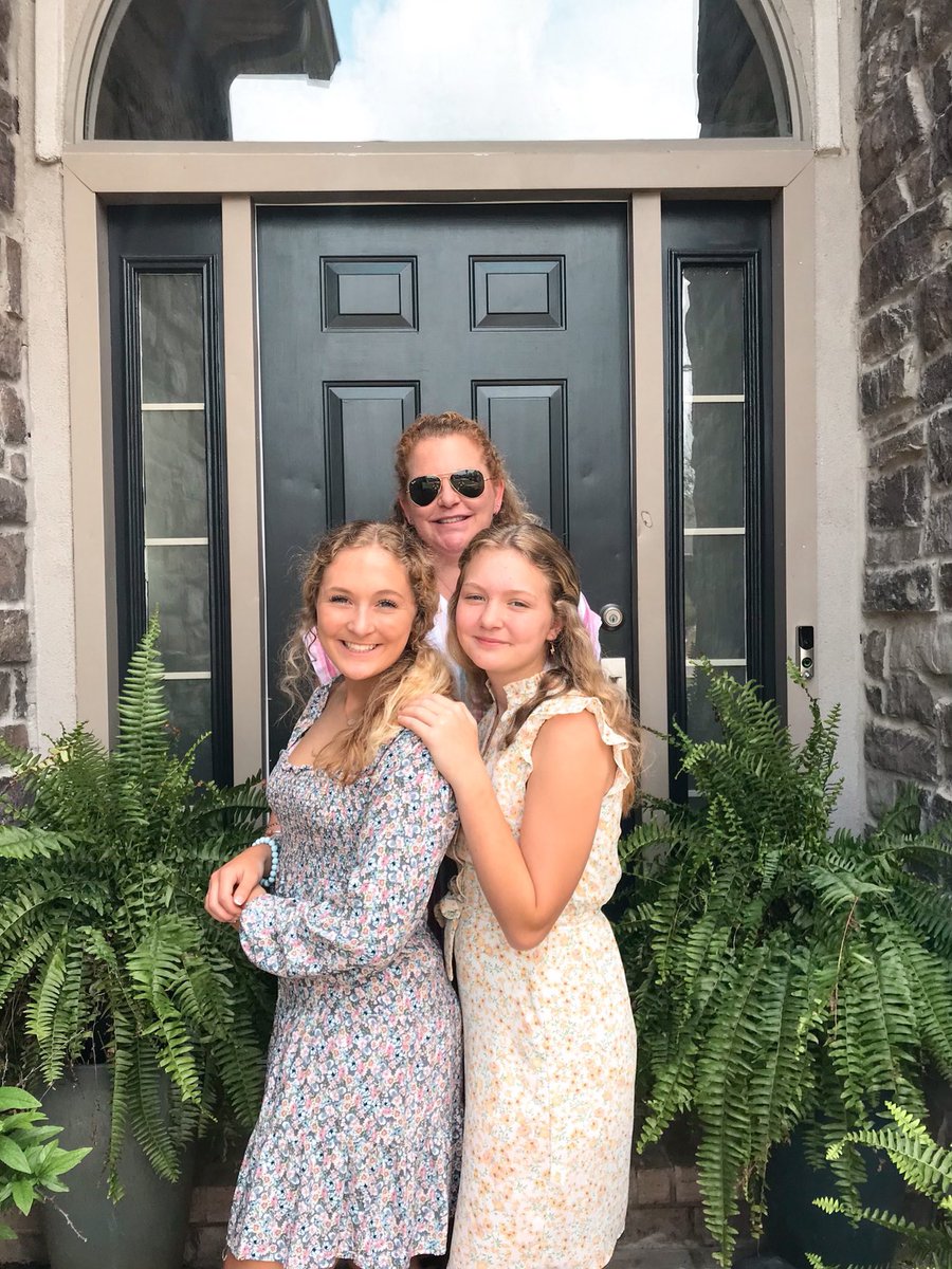 Happy Mother’s Day to all you amazing women in our lives and around the world!! ❤️❤️❤️ #blessedtobeamom