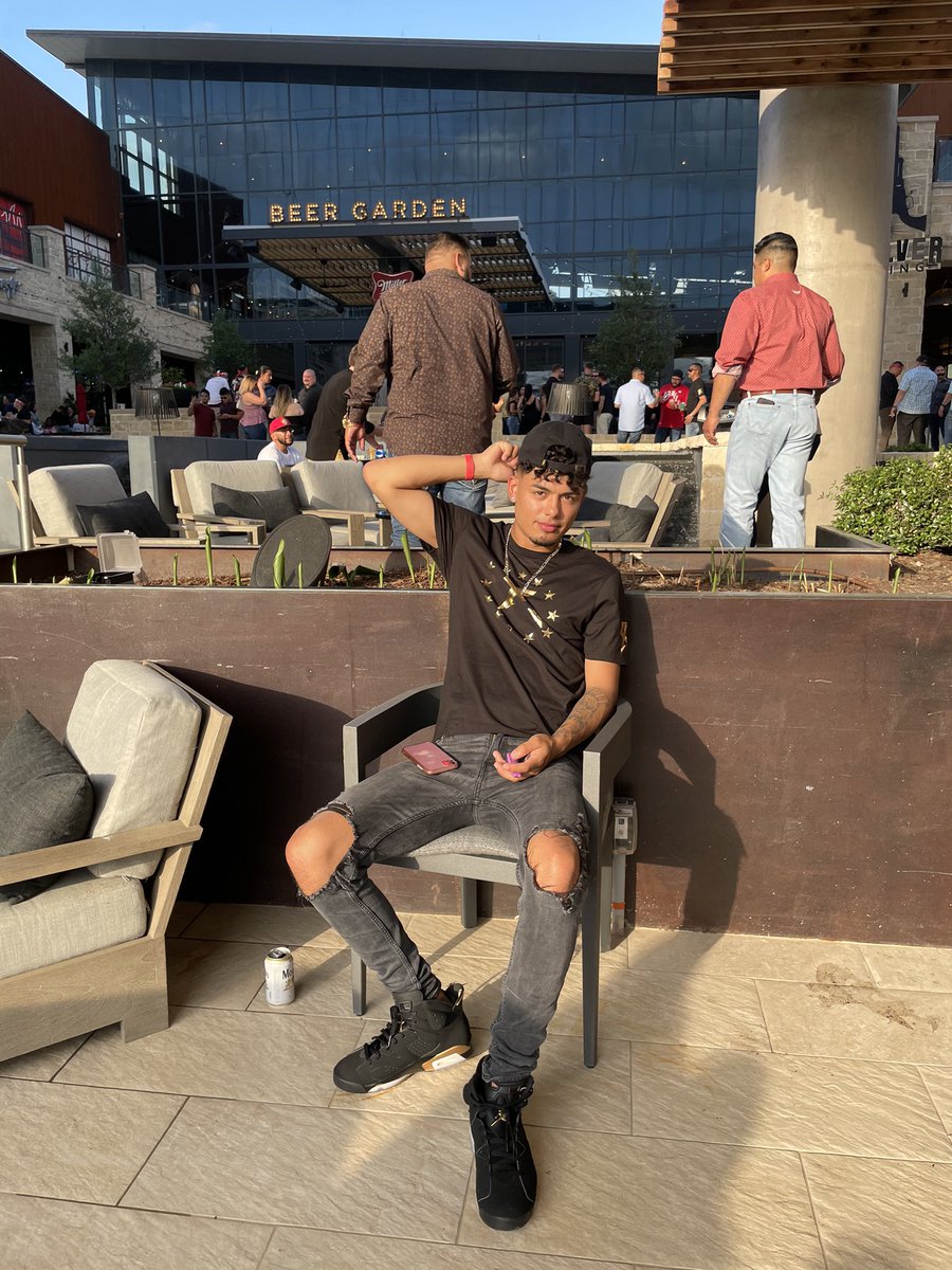 Ain’t posted a flic on Twitter in a minute 😋