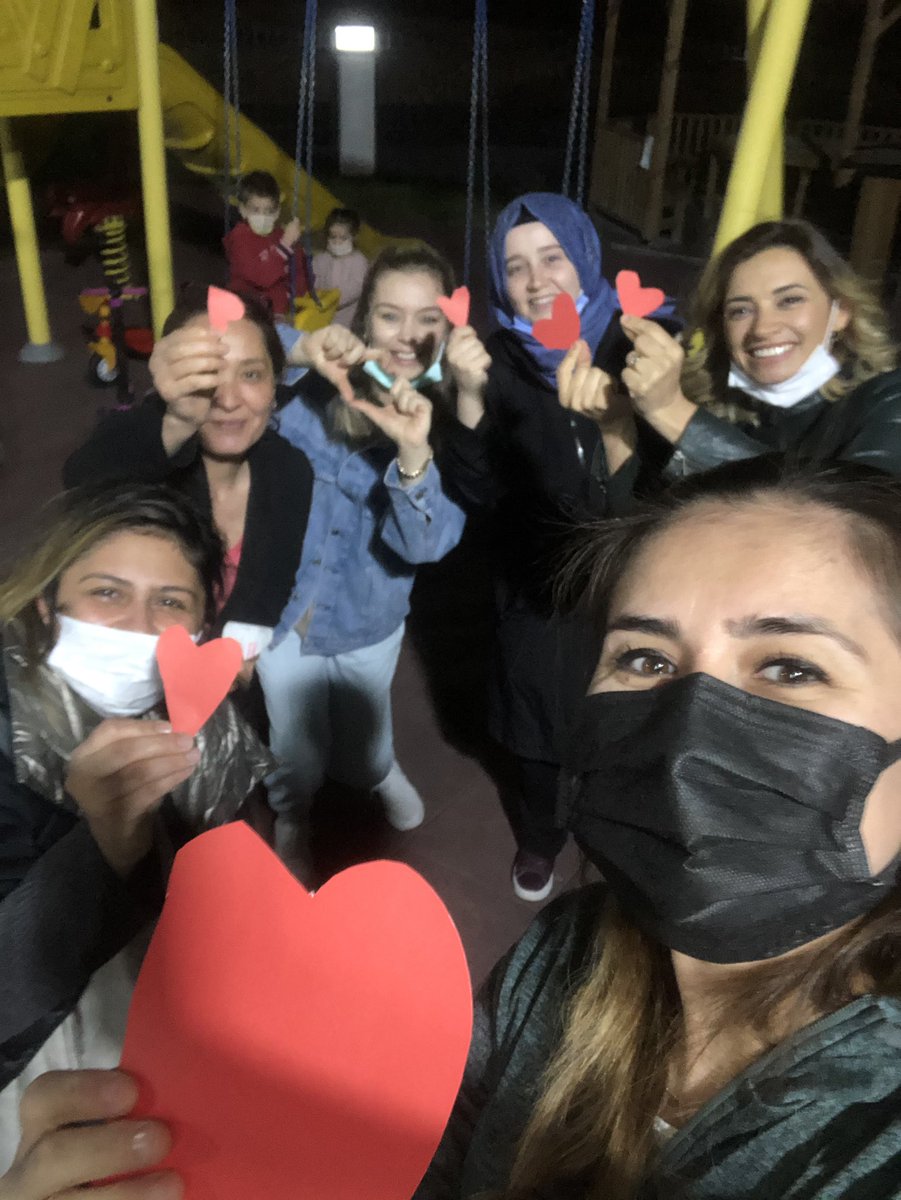 Çocuklar sürpriz anneler gecesi yaparsa ❤️❤️ #annelergunu #annelergunukutluolsun #anne