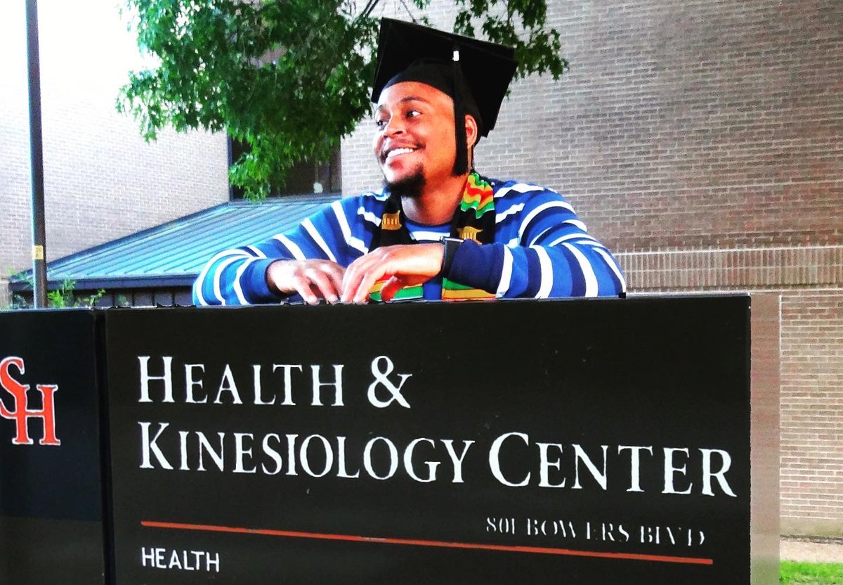 Trukidd14's tweet photo. “if I compete with me there’s no second place, if I complete with me there’s no loss to take.”

Saturday @ 5 I get to fulfill a promise. I am proud to say I am officially an alum🎓🎊 and I am #finiSHed !!!!

⚡️First Gen Student 
⚡️GPA?: don’t matter😂 
⚡️Kinesiology Major https://t.co/tLQwZHSGjh