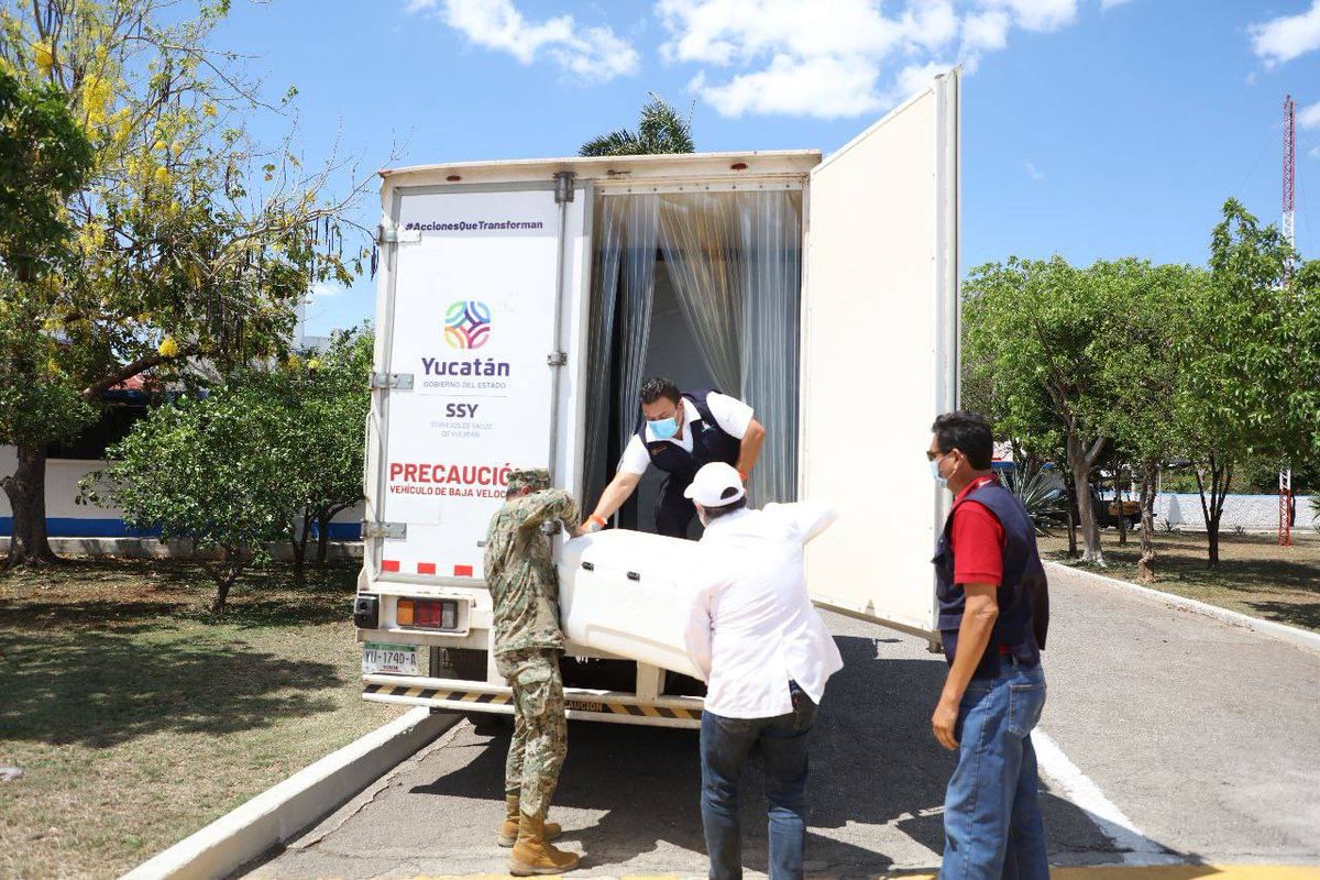 MauVila's tweet photo. Llegaron a #Yucatán 60,000 vacunas contra el Coronavirus para aplicar la segunda dosis de adultos mayores en municipios que se darán a conocer próximamente. Estamos trabajando coordinadamente con el @GobiernoMX y las Fuerzas Armadas para cuidar la salud de los yucatecos. https://t.co/zK7GDYm8Bj