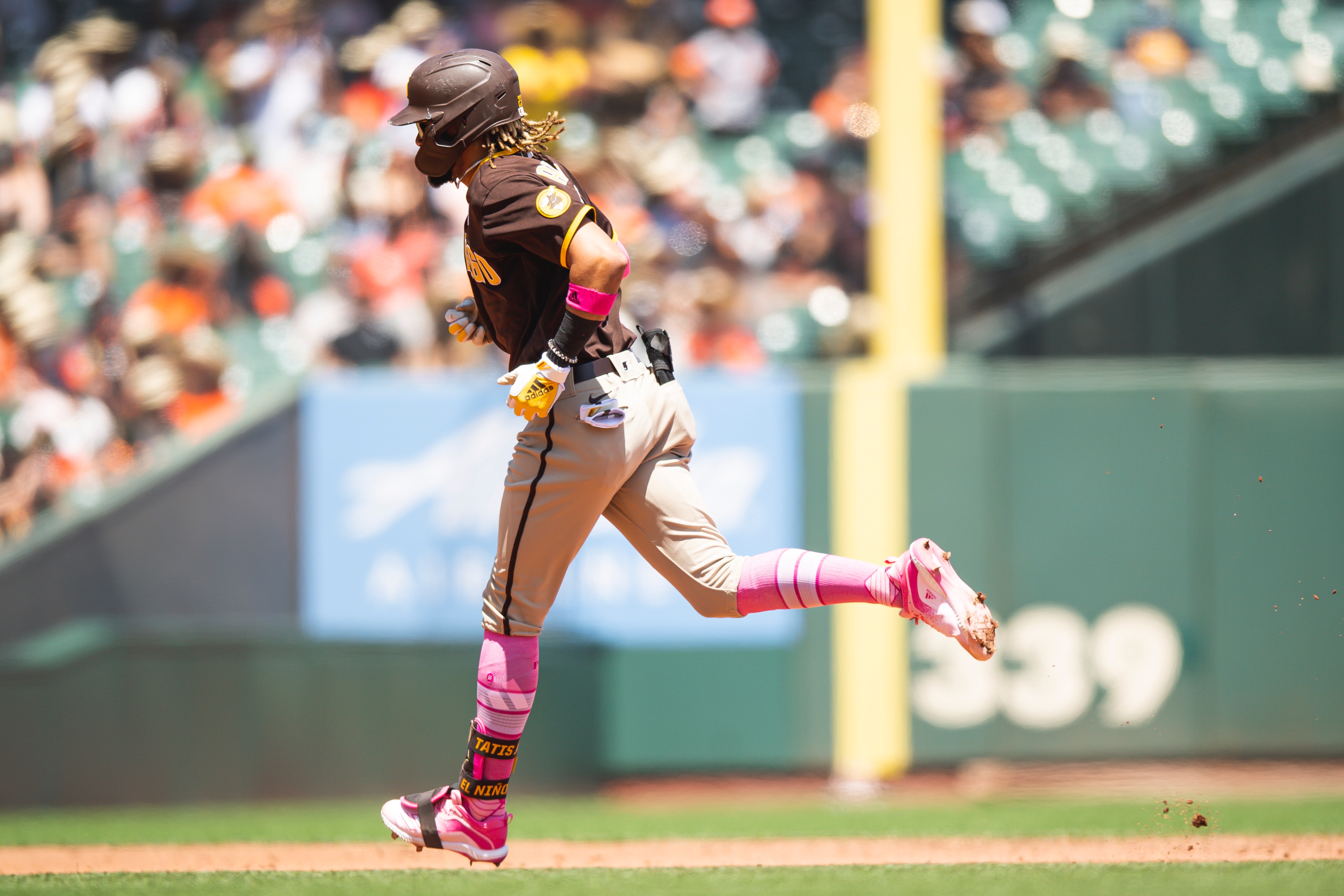 MLB Life on X: Fernando Tatis Jr.'s washed-pink Jordan's and