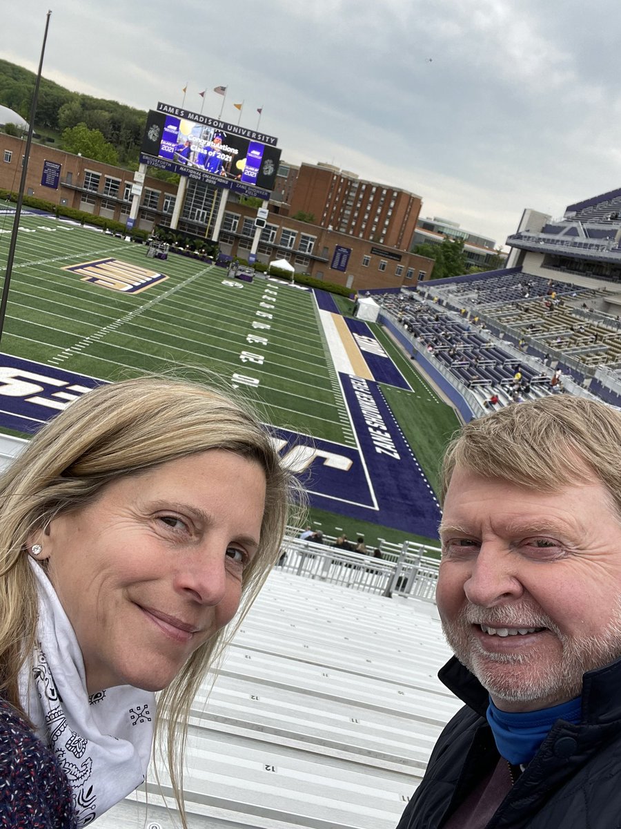 Congrats JMU Grad👩‍🎓🥂<a href="/margareteure/">MARG</a> #JMUGrad21