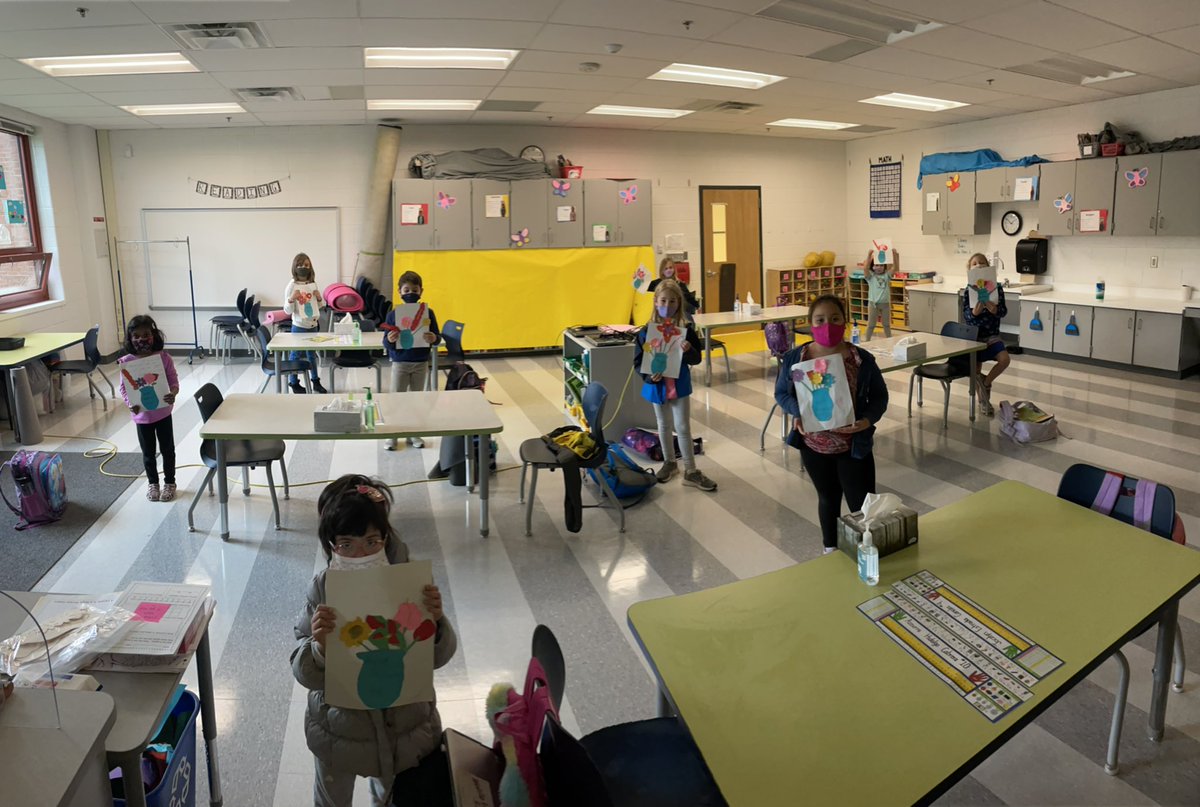 Mrs. Carpenter tweet media