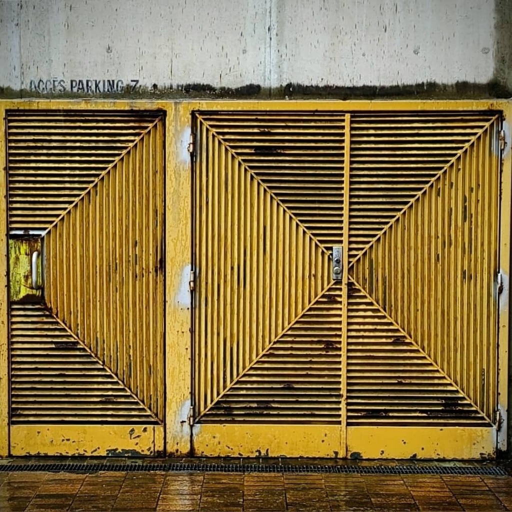 Nouvelle énigme bordelaise 😉 c'est où ça ? #bordeauxmaville #strangerthings #bizarre #question instagr.am/p/COqrt-TgJJK/