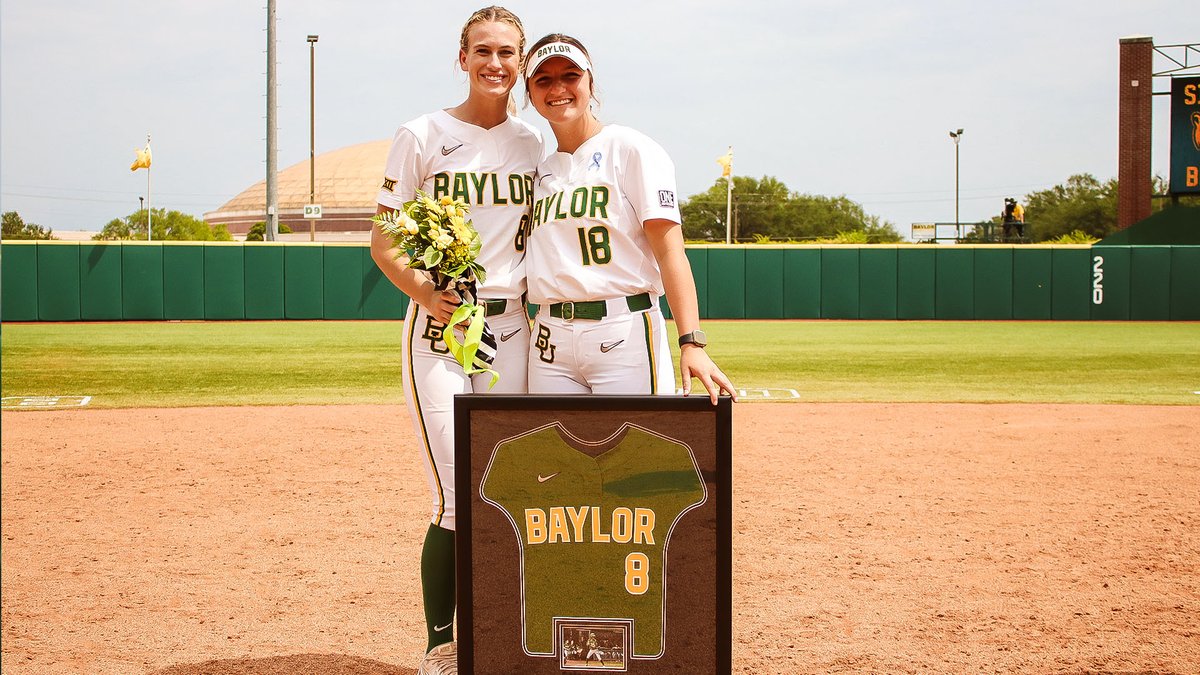 BaylorSoftball's tweet photo. Hannah Smith | 8️⃣ | @hannah_smith101 
🥎 Beaumont, Texas
🥎 Outfielder 

#SicEm 🐻🥎 https://t.co/EPSga7YxI9