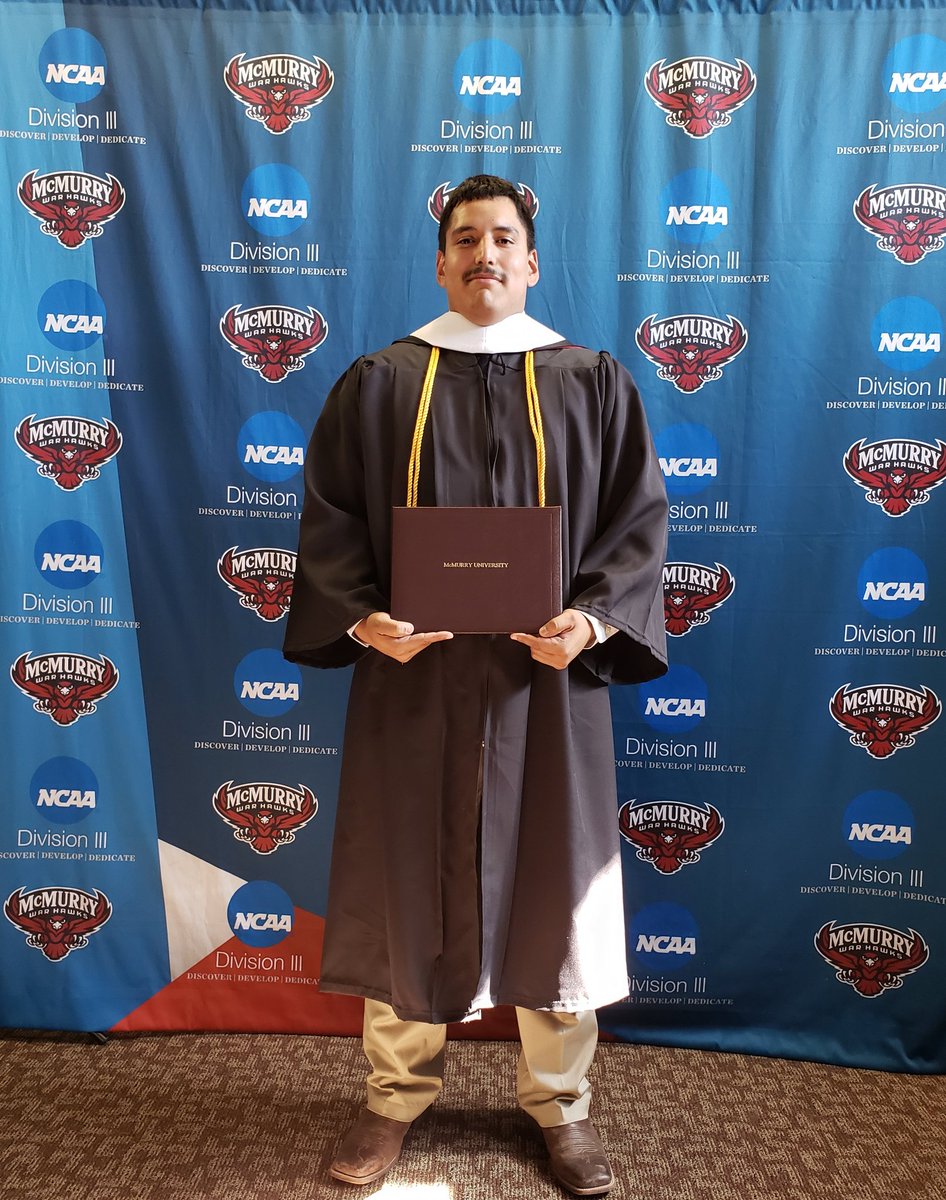 TerryR6566's tweet image. My scholar athlete...🦅🏈 was his vehicle...Education📚👨‍🎓 was his destination. Beyond proud of Mansome for being a champion on the gridiron &amp;amp; in the classroom.
#HonorsProgram #SummaCumLaude #4.0GPA
#JuanDavidRamirez
#McMurryWarHawks
#FAW
#Footballteacheslifeskills