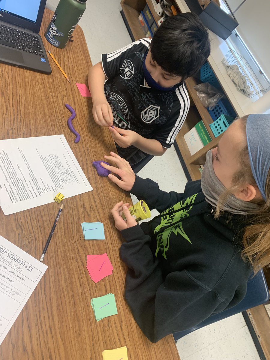 FriemelChelsie's tweet photo. A little review game mixed with charades and sculpting. @fainrockets #sciencestaar https://t.co/o6abhwSzwt