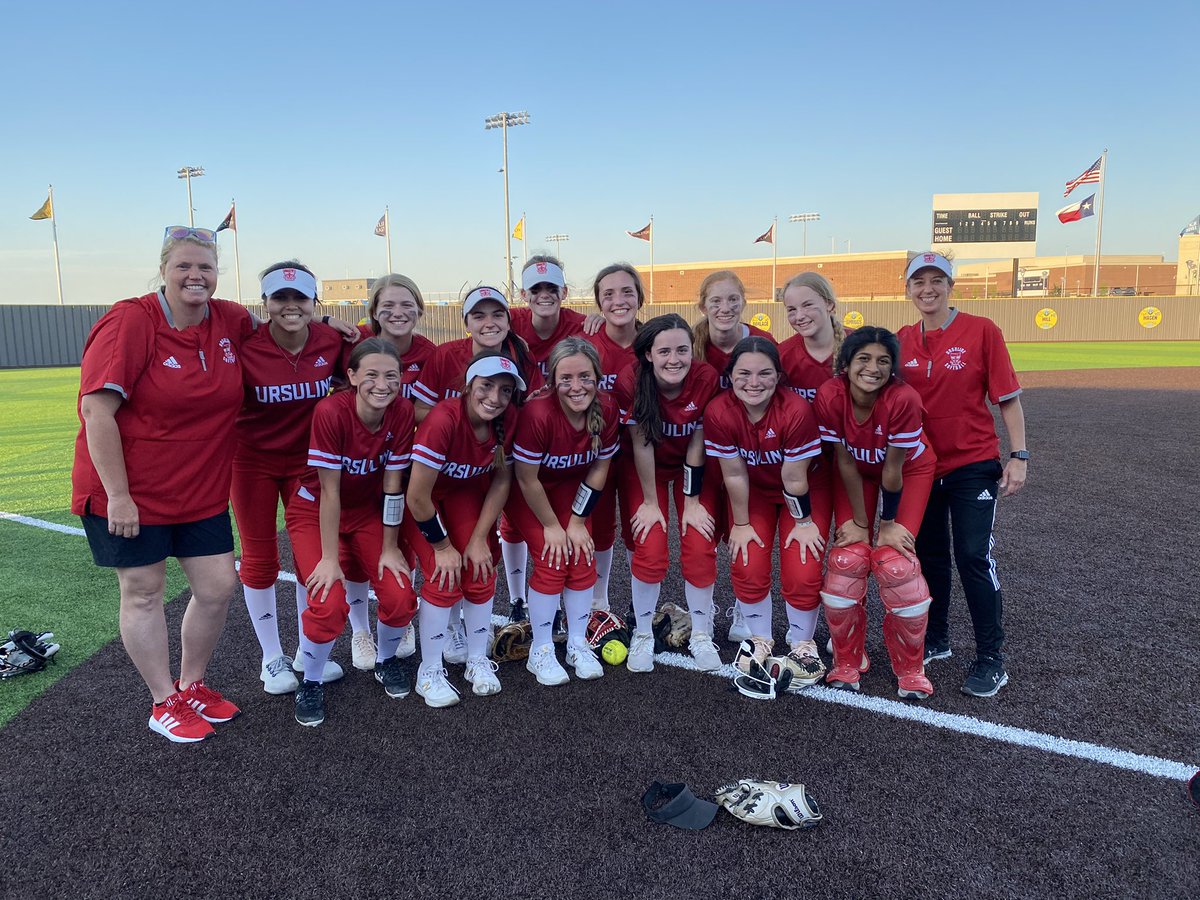 Bears before and after!!! Bears going to STATE!! <a href="/UrsulineSports/">Ursuline Athletics</a> @ursulinedallas