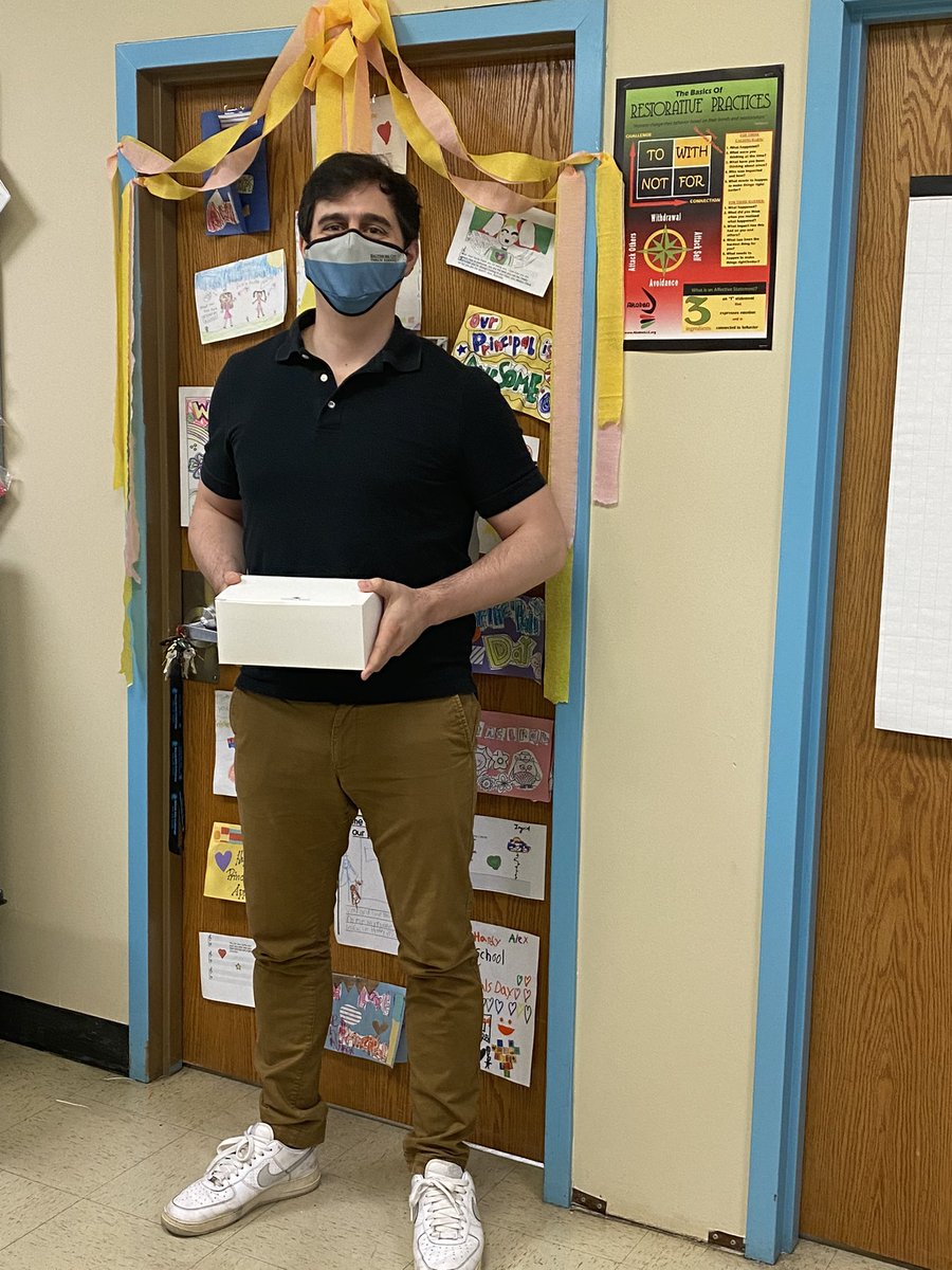 Olia Hardy tweet media