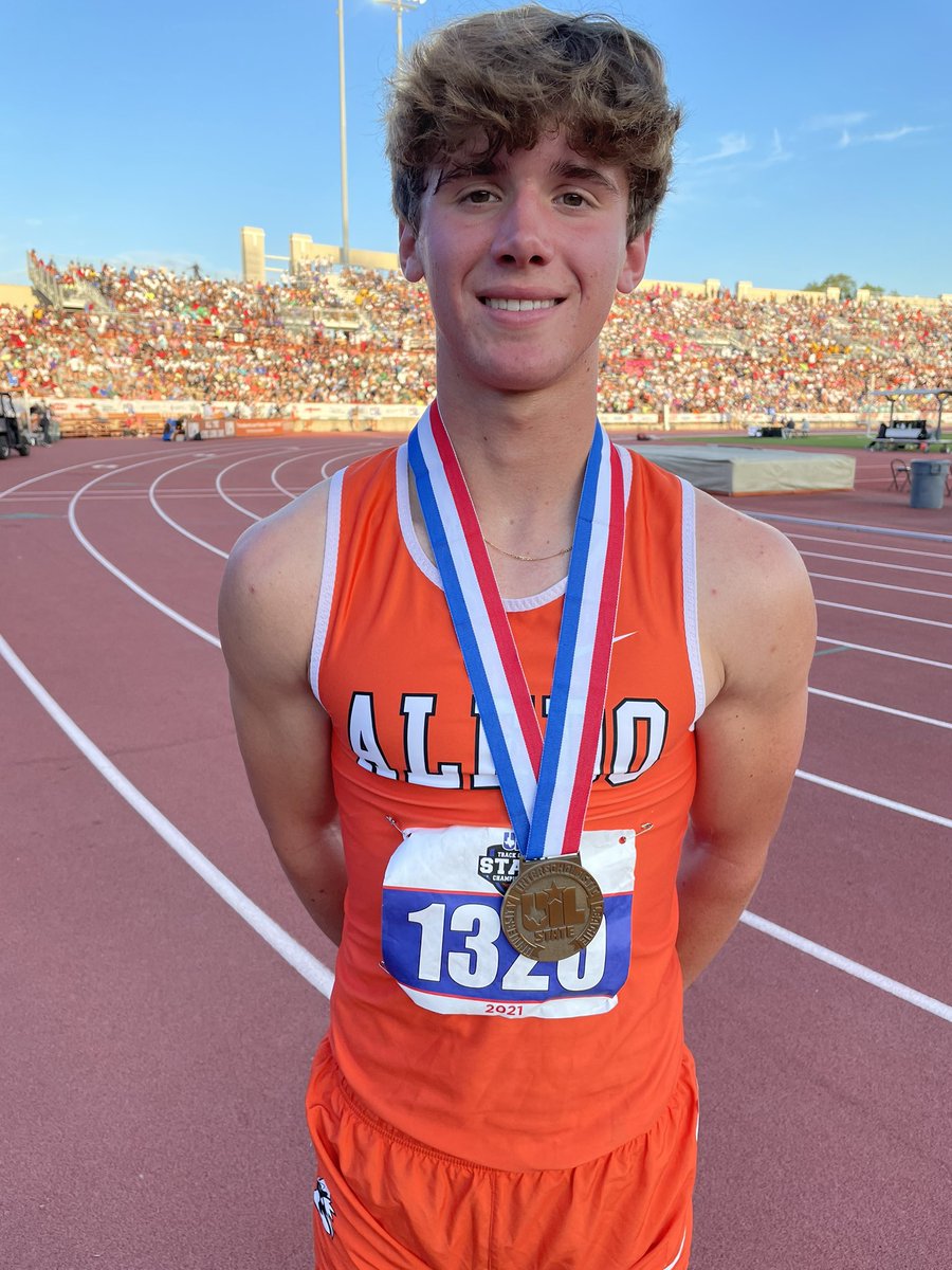 State medalist!! Congrats to Aledo sophomore Clay Murador bronze in the 5A 400 meter dash! First career state medal! State champion football player and star soccer player FWST player of the week. Great year Clay!! <a href="/uiltexas/">Texas UIL</a> <a href="/CoachBuc_Tim/">Tim Buchanan</a> <a href="/AledoISD/">Aledo ISD</a>