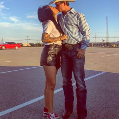 KHoward71121's tweet photo. #NewProfilePic https://t.co/m2ZXEBhNvt