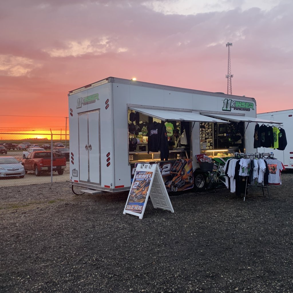 The sun made it out in time for a beautiful sunset here at <a href="/EldoraSpeedway/">ELDORA SPEEDWAY</a> for <a href="/WorldofOutlaws/">World of Outlaws</a> #LetsRaceTwo this weekend!

Swing by and grab your <a href="/KraigKinser/">Kraig Kinser</a>, <a href="/SteveKinser_Rcg/">Steve Kinser</a> and <a href="/DavidGravel/">David Gravel</a> merchandise!