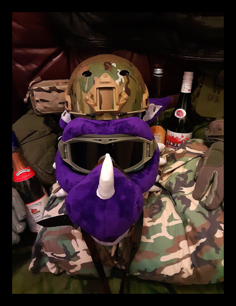 OctazureSuit's tweet photo. Tried something a little on the studious side. The purpose of these is supposed to be (thematic) still life images with the use of at least one of my fursuit parts, not the other way (which would've been about the fursuiting itself) 

Creators(c)@Lemonbrat

#FursuitFriday https://t.co/PbaV2NlAaJ