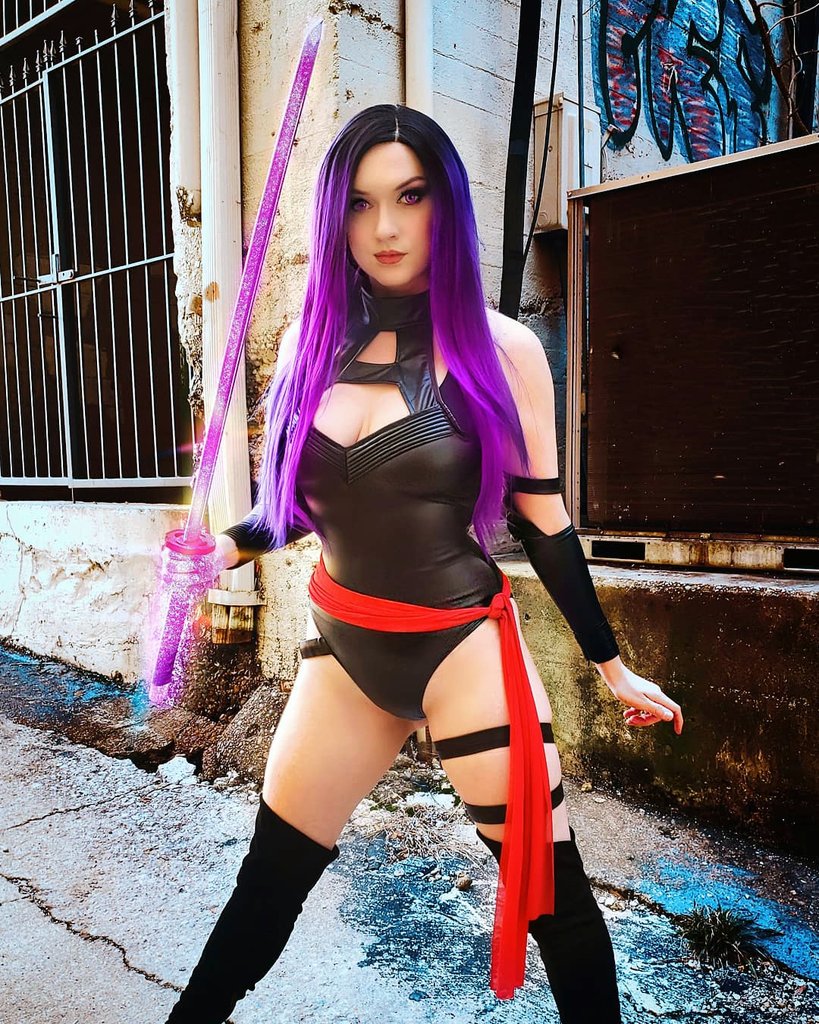 Just posted this on insta 💜 Love this cosplay so much✨ 
#psylocke #xmen #psylockecosplay #xmencomics #marveluniverse