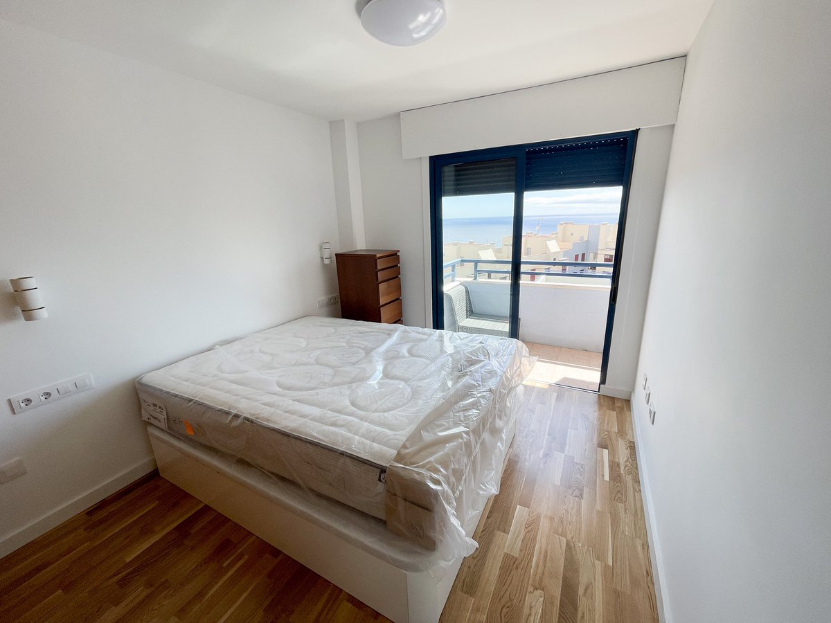 rediarq's tweet photo. ¡#reformaintegral terminada!
Nos encanta como ha quedado esta vivienda después de la #reforma, las #moldurasdecorativas aportan carácter y distinción, relacionándose con el resto de acabados para crear un ambiente limpio y acogedor. 
#arquitectura #construccion #interiorismo https://t.co/aXXkNJDHXJ