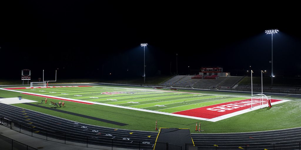 JeffersonBMusco's tweet photo. As part of a renovation project at its football stadium, Daviess County High School in Owensboro, Kentucky, made the decision to install a new lighting system. Click here to read about why they chose Musco: https://t.co/IuEGzNhPqR https://t.co/zF4MtWIYlI