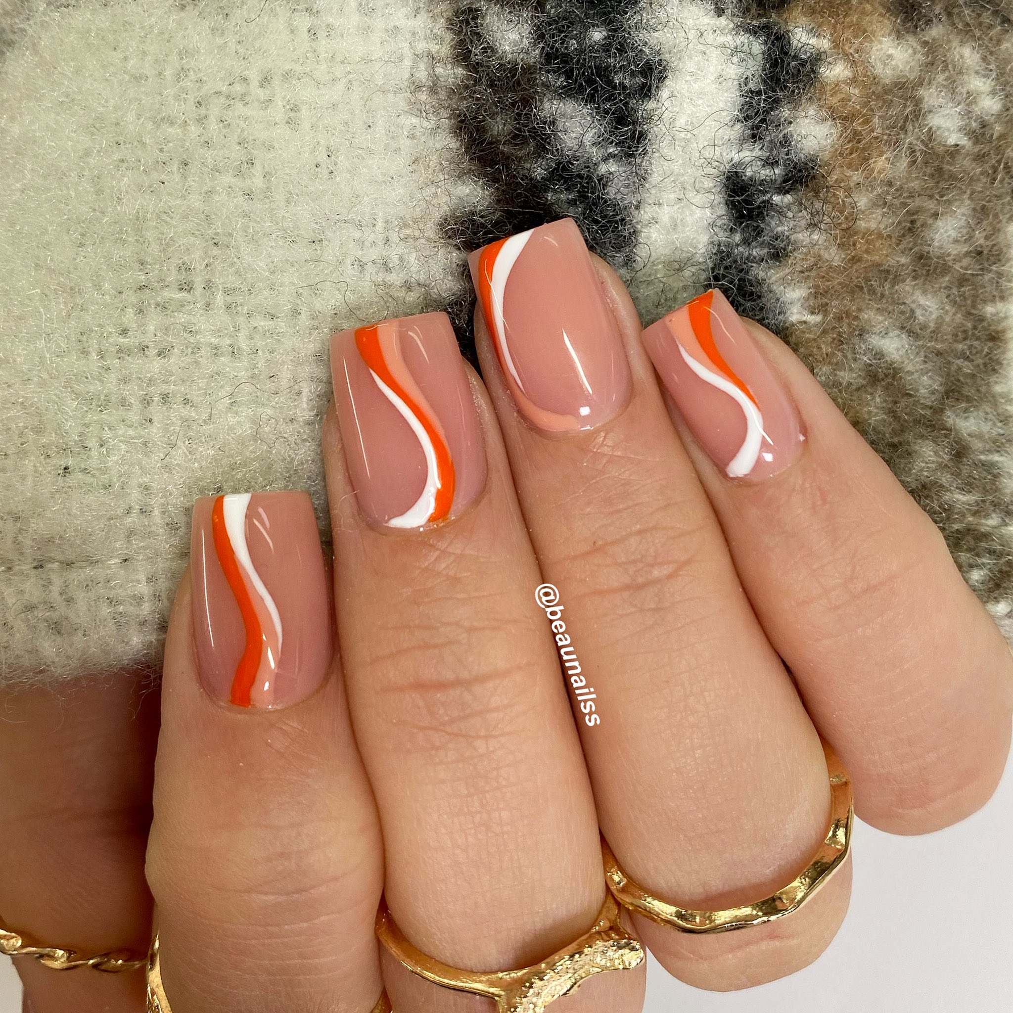 short nails inspo