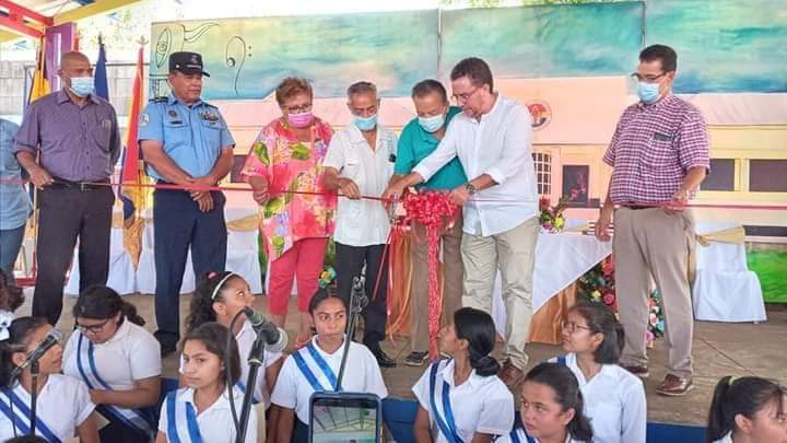 huella_sandinis's tweet photo. Autoridades Locales, Estudiantes y Comunidad Educativa Inauguran “Construcción de Estructura Metálica Techada" en el emblemático Instituto Manuel Hernandez Martinez de la Ciudad de #Jinotepe
#MayoDignidadNacionalVencemos
#LaPazEsElCaminoDaniel2021
@Josvilla17 @nica_rojaynegra https://t.co/UzLIF9CrJ1