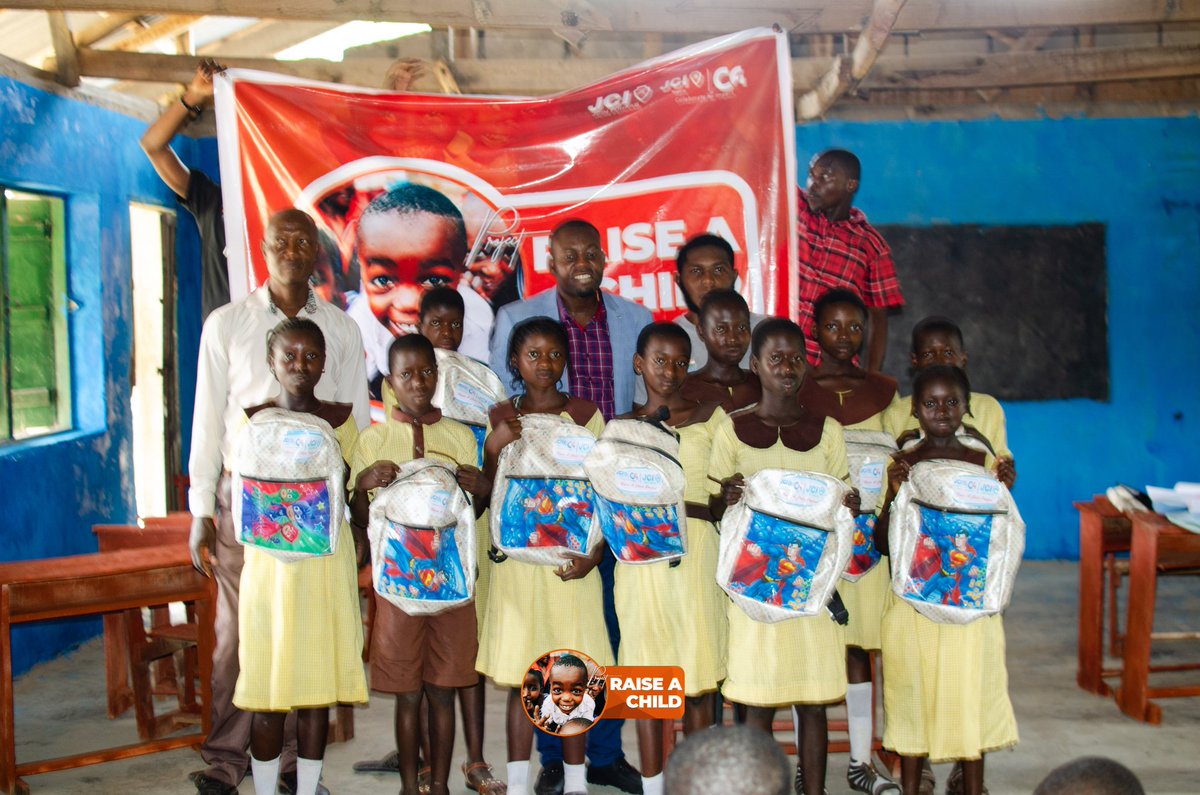 AkindeleHafeez's tweet photo. @talentabiola @JCIFUNAAB @jcileaders @tobiiihh @OshinberuAminat @whoistuff
#RaiseAChild
#CollaborateForImpact2021
#CFI https://t.co/2bxcKcaofo