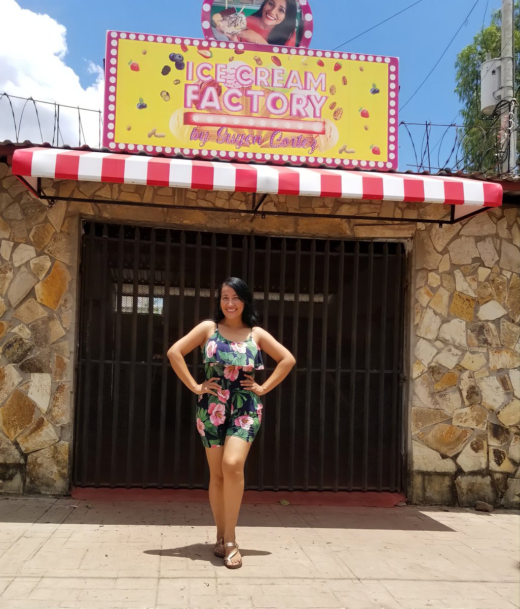 Los esperamos en #icecreamfactorybysuyencortez, 
Rotonda plaza inter media cuadra al norte. 
#icecream #delicioso #fastfood