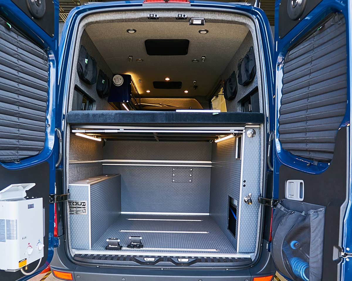 Adventurevanex1's tweet photo. Adventure Van Expo 2021-first show June 19-20th! - https://t.co/SvYJaxQgbH https://t.co/JnsKZd3Qy2