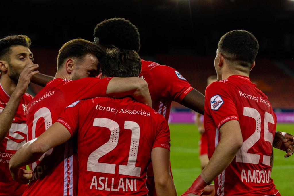 FC_SLO's tweet photo. 𝙇𝙚𝙨 𝙇𝙞𝙤𝙣𝙨 𝙨'𝙞𝙢𝙥𝙤𝙨𝙚𝙣𝙩 𝙖𝙪 𝙇𝙚𝙩𝙯𝙞 ! 🦁💪

#AllezSLO 🦁 #GCSLO https://t.co/7QtS9lfj0r