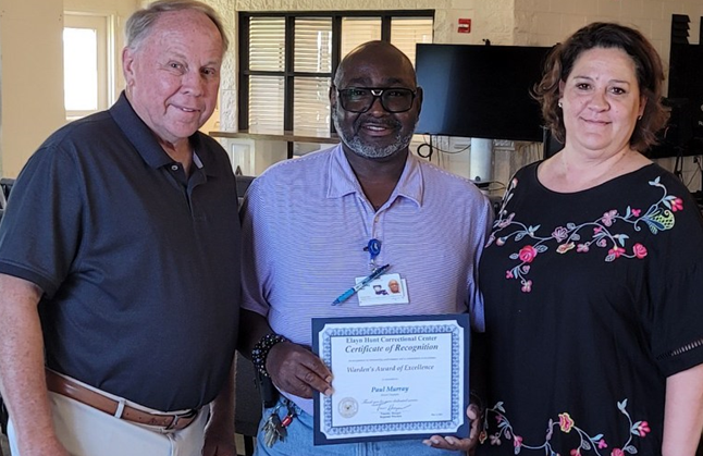Louisiana_DOC's tweet photo. Chaplain Paul Murray received a Warden’s Award of Excellence for his exceptional work in 2020. Thanks for always making yourself available for encouragement and prayer!
#CORRECTIONSCOMMITTED #CorrectionsWeek #TellOurStory #SERW2021 #TYLACorrections @CLALeadership https://t.co/8VAWJPY9Nu