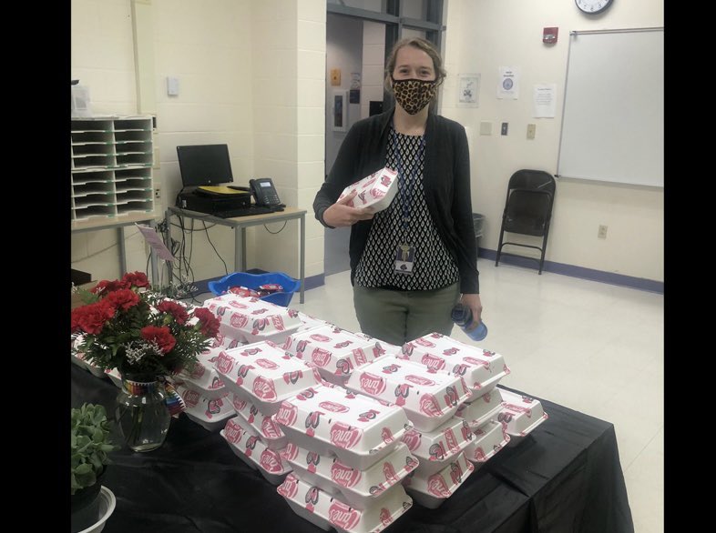 9XImpactPBIS's tweet photo. A big thank you to the 9X administration for supplying breakfast, lunch, and snacks throughout the week for “Teacher Appreciation Week”! #9XFlex @9XImpactRHS @ReynSchools https://t.co/oHNjWOEVl5