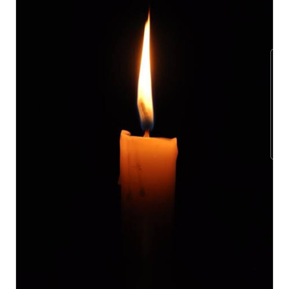 SleeqS2db's tweet photo. I AM SO BROKEN💔💔
How can we even fix this?😭😭😭 Just lost my friend to the negligence of Nigeria’s health system. Omolara could have made it in another country but NIGERIA’S HEALTH SYSTEM FAILED HER, NIGERIA FAILED HER. How long shall we continue like this?💔😭 @instablog9ja https://t.co/CMK1ZgbeAj