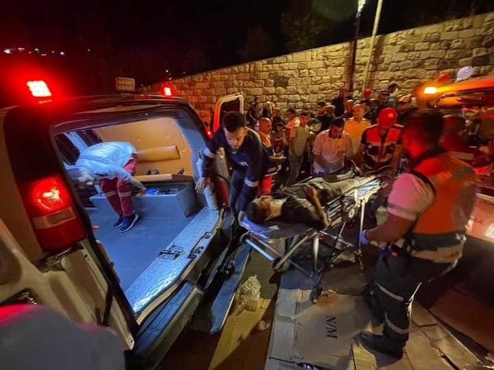 183 cumulative injuries from events at Masjid al-Aqsa, Bab al-Amoud and Sheikh Jarrah tonight