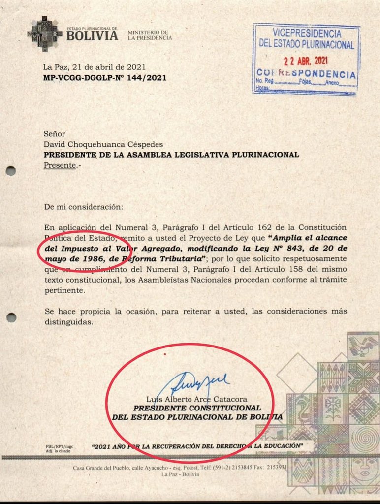 yerko_nunez's tweet photo. Nuevo impuesto cuando aún los bolivianos no reactivan su economía.
Resulta irónica la demagógica leyenda de los masista mencionando la "recuperación del derecho a la educación" mientras pretenden que los padres de familia paguen impuestos por descargar libros y textos virtuales. https://t.co/IRw27QHcPW