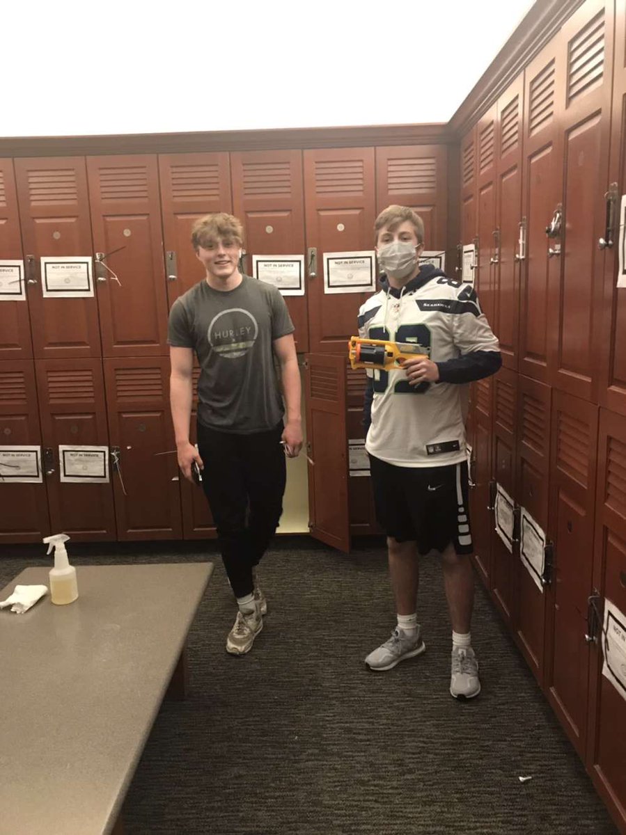 nerf_2021's tweet photo. jake from “bud lite knights” shoots lil schlade from “that one team”!! https://t.co/GTgeVIZnae