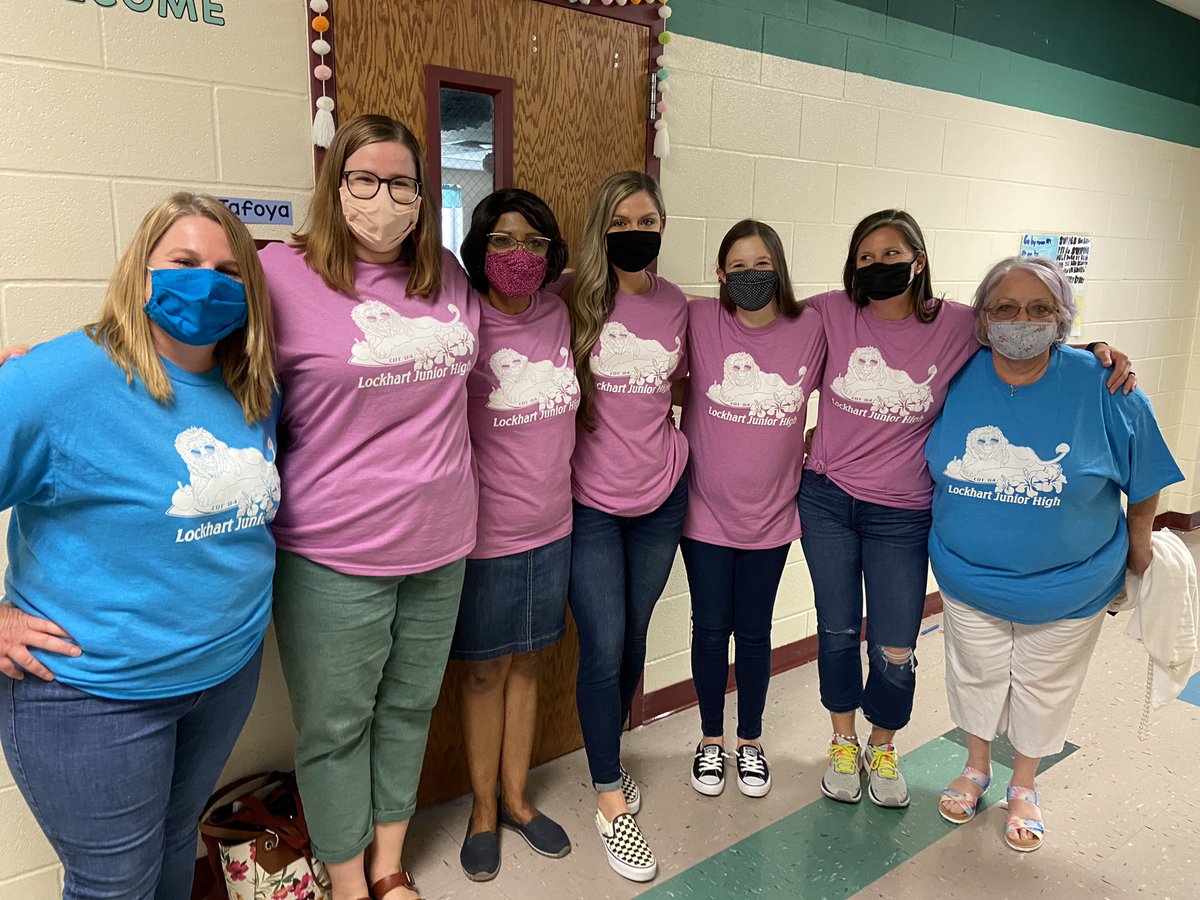 mrscoachevans's tweet photo. Loving teacher appreciation week at #LJHProud https://t.co/F0iG7Ia3h3