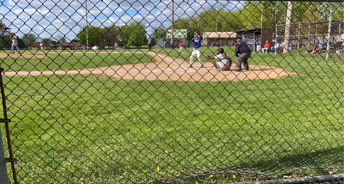 205Warriors's tweet photo. Underway at Meridian Park for some non-conference baseball. Warren/Stockton Warhawks hosting the Eastland Cougars https://t.co/sGDWjViqWC