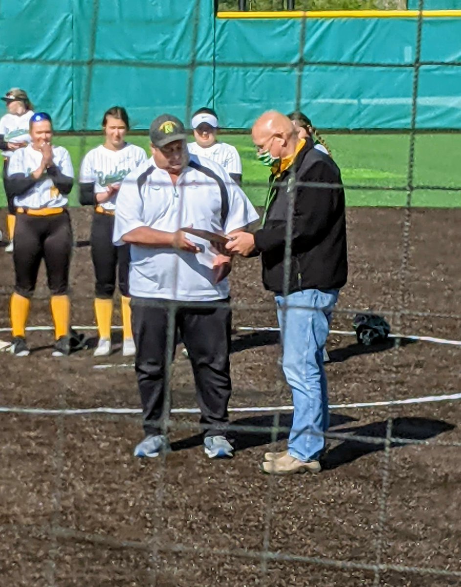 Congratulations to NHS teacher and coach Mr. Mike Logan, who was recognized today at the Softball game for receiving the NLC Outstanding Service Award. Thank you for example to our students!! 🔰🌟