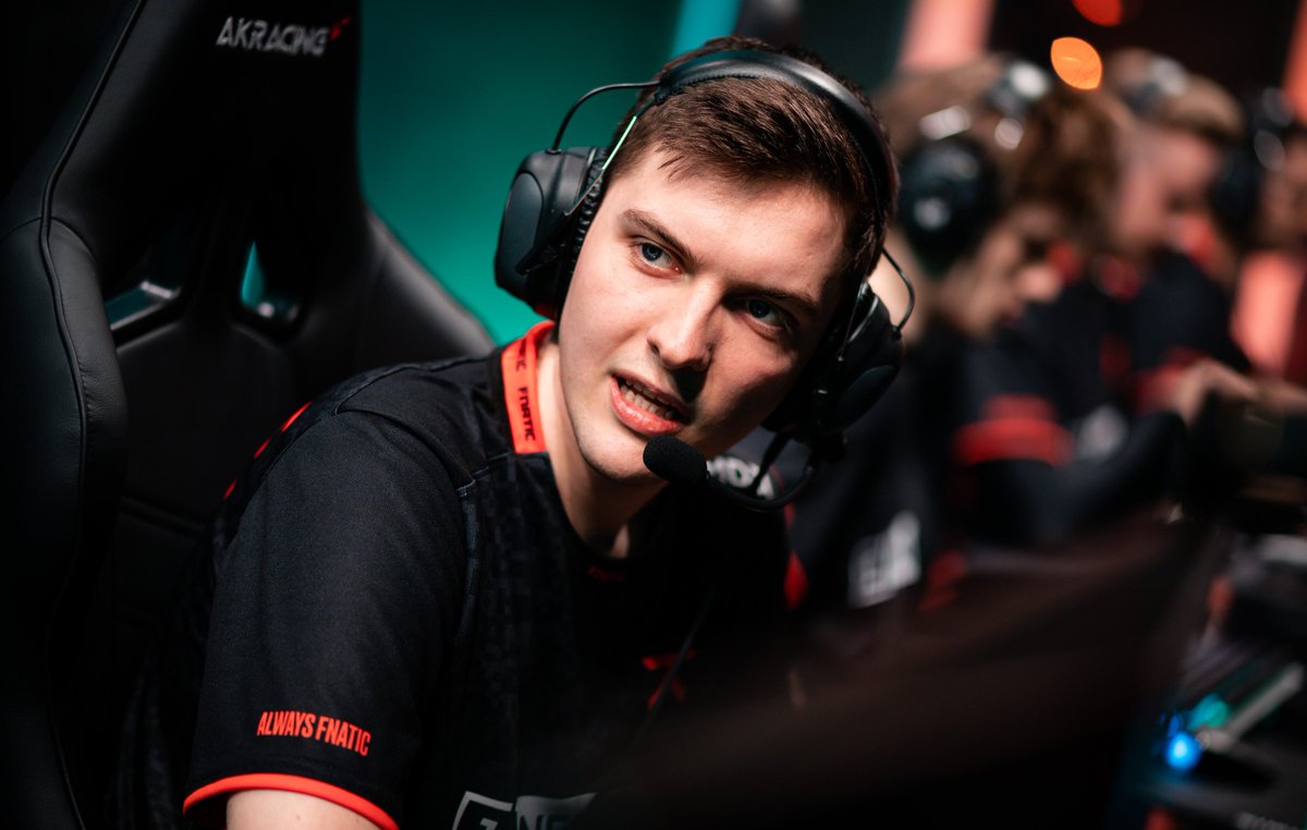 FlashLec's tweet image. Bwipo pourrait être le jungler de Fnatic au prochain split de #LEC, prenant ainsi la place de selfmade qui passerait... Chez Vitality.

Lider (mousesports) occuperait la midlane de Vita à ses côtés.

Aucune info/rumeur sur l'avenir de Skeanz et Milica.