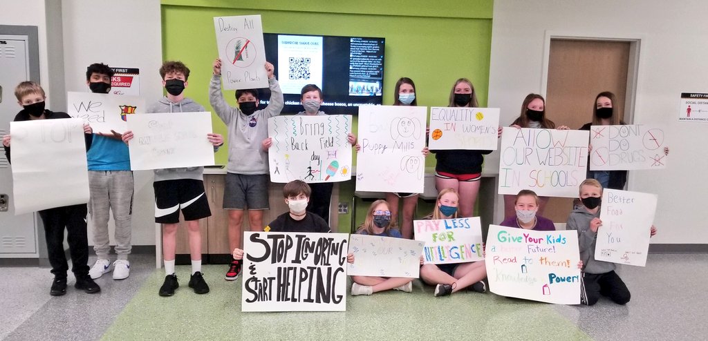 MrsKomp's tweet image. My #OlatheBucketFillerFriday goes out to these aspiring social activists who sent out argumentative letters to stakeholders and decision makers today! 🙌 So proud of their vulnerability and enthusiasm! ❤ @_STMS233 @TCRWP #UnitsofStudy