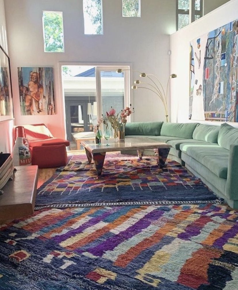 MIUCClAMUSE's tweet photo. still dream of emily ratajkowski’s la living room https://t.co/0GSnhp2yKu