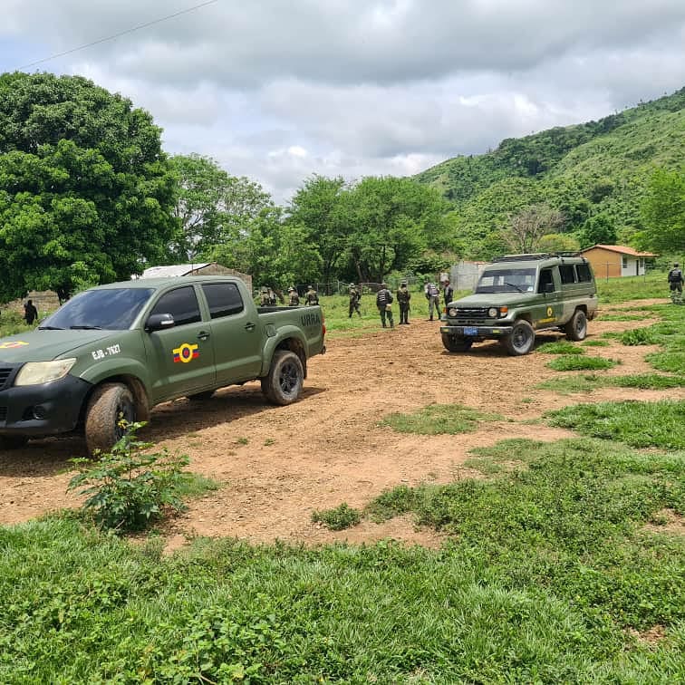 Funcionarios de la Zodi Zulia recuperaron en Machiques 39 cabezas de ganado de 113 reses que habían sido robadas en la Sierra de Perijá. El operativo de rastreo y búsqueda se realizó  en la cuenca Yaza.  Los animales pertenecían a la finca El Carmen, en la zona de El Tukuko.