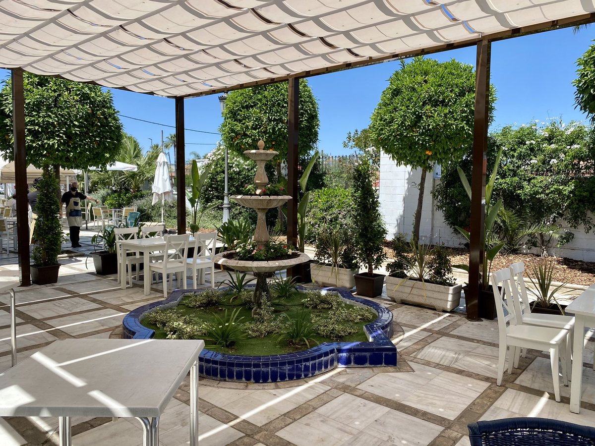 Ya tenemos preparada nuestra nueva terraza de verano en EL PICOTEO DEL ALJARAFE.... ven a disfrutarla!
Tlfno de reserva: 691.401.557