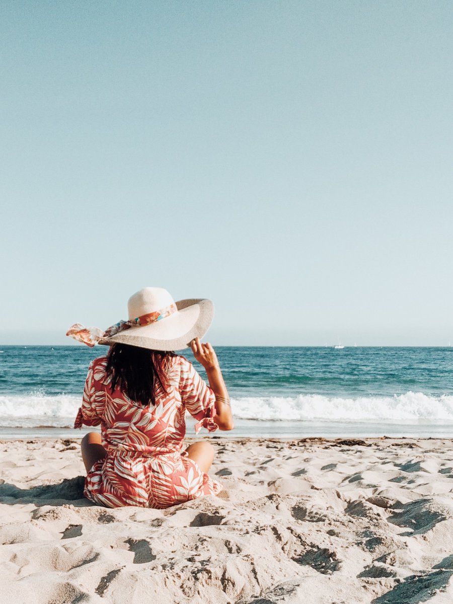 SurfnSunshine's tweet photo. Have you traveled solo before? Did you 💕 it? I'll be honest - it's my fav way to #travel! Less noise, more bed &amp; I can change my mind as often as I want 😂 

I chose #SantaBarbara for my #solotravel trip w/the help of @Expedia. Learn more #ad https://t.co/B7mPUQhkdR #Expediapic https://t.co/c3NUDfxlzE
