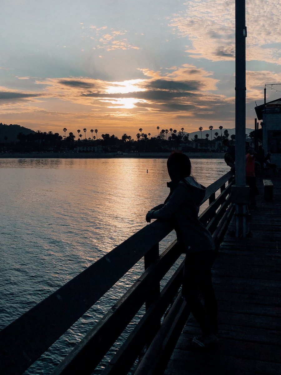 SurfnSunshine's tweet photo. Have you traveled solo before? Did you 💕 it? I'll be honest - it's my fav way to #travel! Less noise, more bed &amp; I can change my mind as often as I want 😂 

I chose #SantaBarbara for my #solotravel trip w/the help of @Expedia. Learn more #ad https://t.co/B7mPUQhkdR #Expediapic https://t.co/c3NUDfxlzE