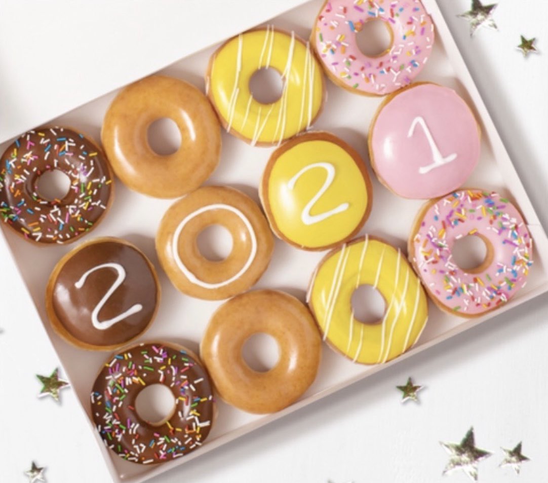 Hey SENIORS! Want FREE donuts? 😱🍩
Krispy Kreme is is giving away graduation dozens for FREE on Thursday 5/13! All you need to do is wear your graduation swag &amp; show your student ID! 🥳🎓 

Checkout our story post for more details or follow <a href="/krispykreme/">Krispy Kreme</a> ‼️🎉
