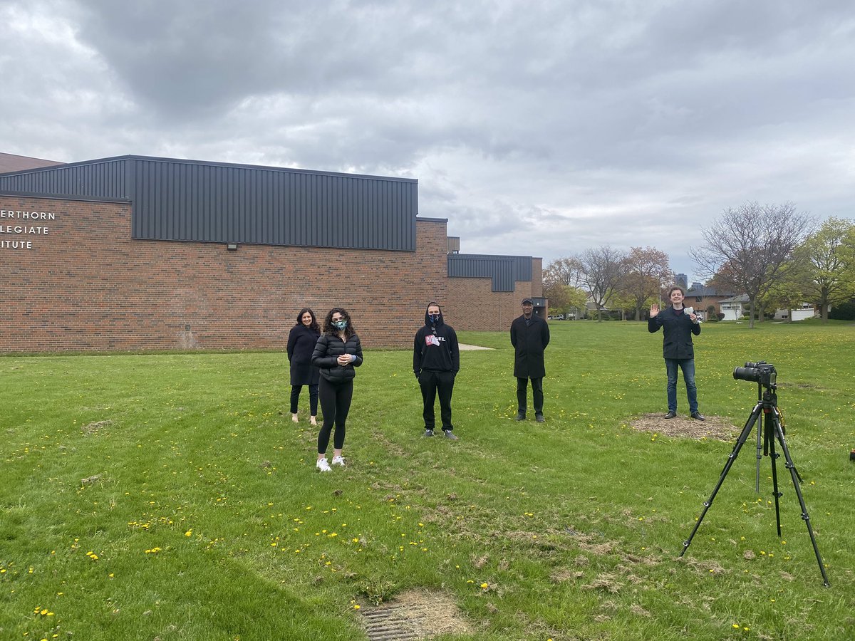 Rosanna_Deo's tweet photo. Grateful our @SCI_SHSM students have the opportunity to participate in #Mask4Aid. Videotaping for documentary & getting ready for culminating showcase of our students mask masterpieces. @TDSB_EL @girdhar_hill @LC1_TDSB @TDSB_Arts @Princ_SCI @MacLeanWard2 https://t.co/OCtuZdFU5y… https://t.co/RiEtrWLqbK