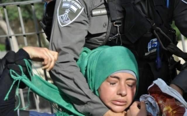 Özgürlük de esarette Kudüs’te başlar.    #MescidiAksa