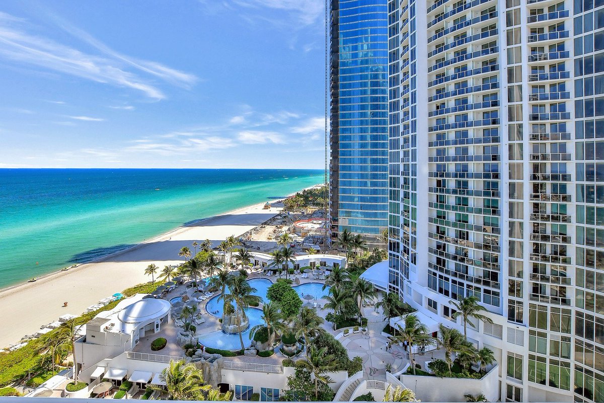 ImageHabitat's tweet photo. Sunny Isles Beach condo life. https://t.co/8kRkvueCuw