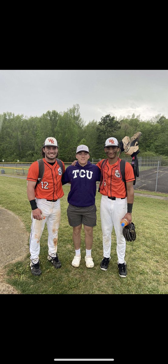 ThomasMari25's tweet photo. 🐐🐐🐐@AR_Sticks @Brewsterc29 https://t.co/UHpyBV3ewO