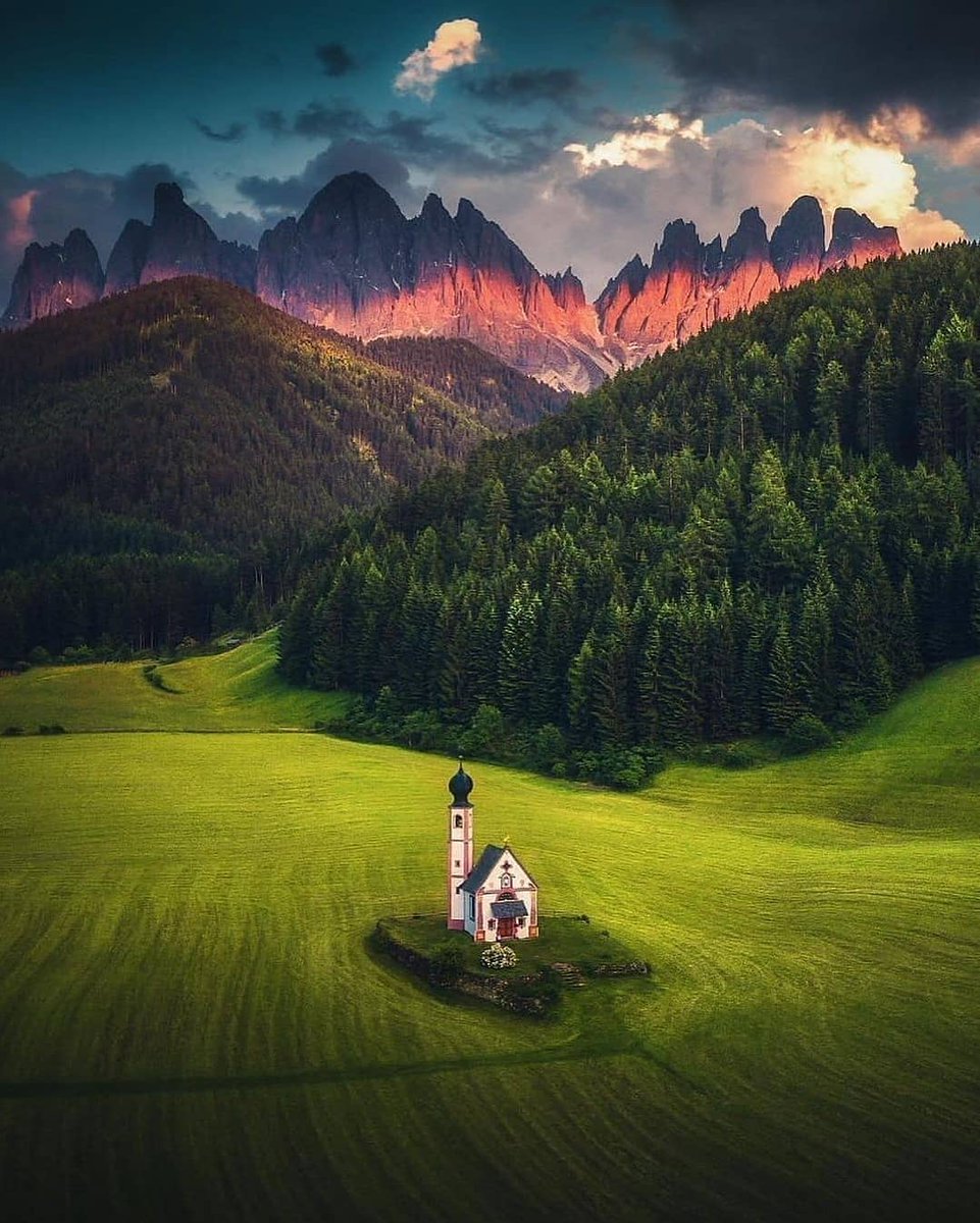 TravelBD5's tweet photo. #travelling #travel #travelphotography #travelgram #travelblogger #instatravel #photography #nature #traveller #traveling #photooftheday #trip #wanderlust #instagood #traveltheworld #vacation #holiday #traveler #adventure #tourism #love #explore #picoftheday #ig #landscape https://t.co/uqsZUNL5xb